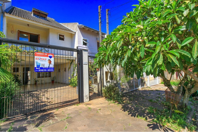 Imagem Casa com 4 Quartos à Venda, 201 m² em Espírito Santo - Porto Alegre