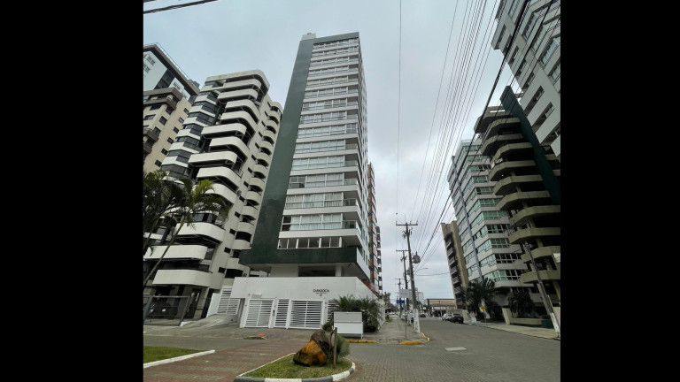 Apartamento com 3 Quartos à Venda, 126 m² em Centro - Torres