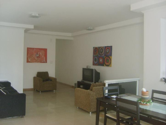 Casa com 5 Quartos à Venda, 308 m² em Vila Mathias - Santos