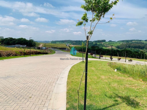 Imagem Terreno à Venda, 844 m² em Vale Dos Vinhedos - Bento Gonçalves Imagem Terreno à Venda, 844 m² em Vale Dos Vinhedos - Bento Gonçalves