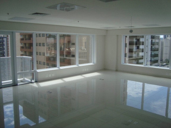 Imagem Sala Comercial à Venda, 63 m² em Alphaville Centro Industrial E Empresarial/alphaville. - Barueri Imagem Sala Comercial à Venda, 63 m² em Alphaville Centro Industrial E Empresarial/alphaville. - Barueri