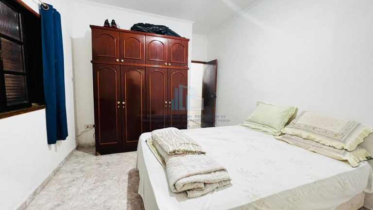 Imagem Casa com 3 Quartos à Venda, em Maracanã - Praia Grande Imagem Casa com 3 Quartos à Venda, em Maracanã - Praia Grande