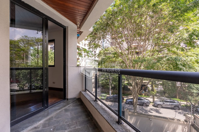 Foto do imóvel Apartamento com 4 Quartos à Venda, 178 m² em Moema - São Paulo
