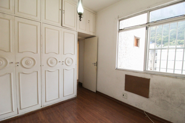 Imagem Imóvel com 3 Quartos à Venda, 95 m² em Jardim Botânico - Rio De Janeiro Imagem Imóvel com 3 Quartos à Venda, 95 m² em Jardim Botânico - Rio De Janeiro
