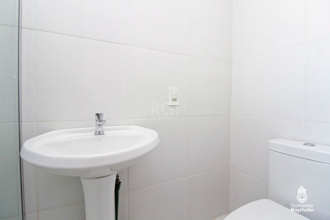 Imagem Imóvel com 4 Quartos à Venda,  em Menino Deus - Porto Alegre