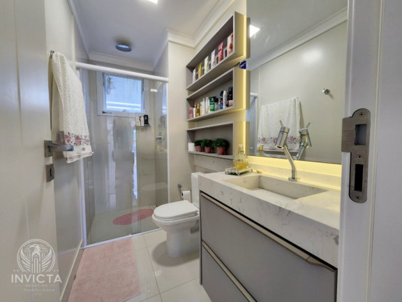 Imagem Apartamento com 4 Quartos à Venda, 310 m² em Barra Sul - Balneário Camboriú Imagem Apartamento com 4 Quartos à Venda, 310 m² em Barra Sul - Balneário Camboriú