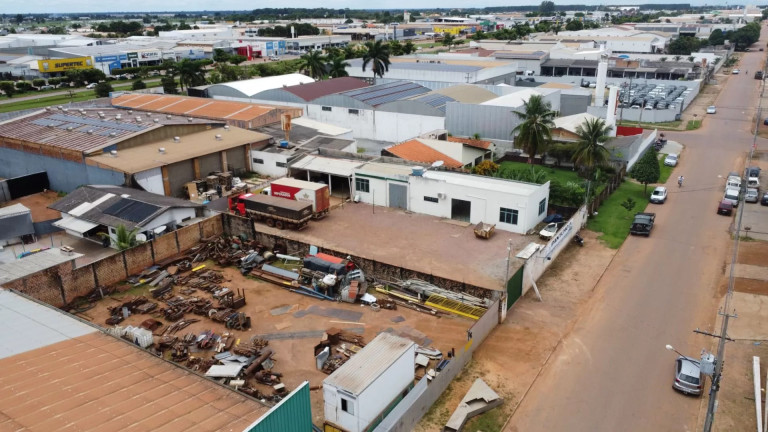 Imagem Terreno à Venda, 825 m² em Setor Industrial Sul - Sinop Imagem Terreno à Venda, 825 m² em Setor Industrial Sul - Sinop