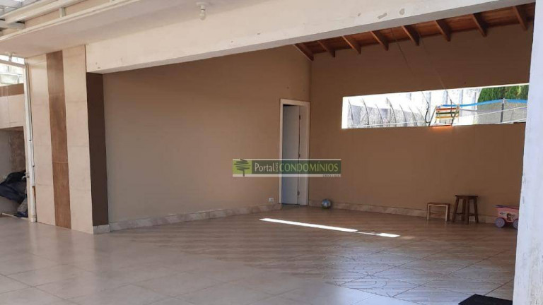 Imagem Casa com 4 Quartos à Venda, 450 m² em Santa Felicidade - Curitiba Imagem Casa com 4 Quartos à Venda, 450 m² em Santa Felicidade - Curitiba
