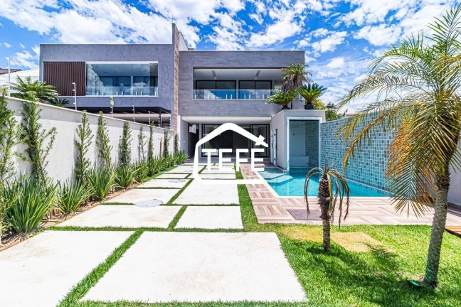 Imagem Casa com 4 Quartos à Venda, 360 m² em Barra Da Tijuca - Rio De Janeiro Imagem Casa com 4 Quartos à Venda, 360 m² em Barra Da Tijuca - Rio De Janeiro