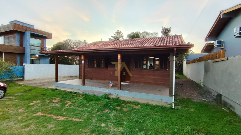 Imóvel com 2 Quartos à Venda,  em Ibiraquera - Imbituba