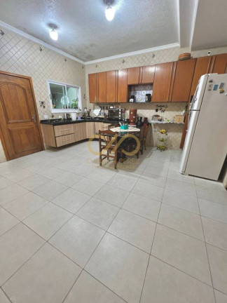 Imagem Sobrado com 4 Quartos à Venda, 408 m² em Canto Do Forte - Praia Grande Imagem Sobrado com 4 Quartos à Venda, 408 m² em Canto Do Forte - Praia Grande