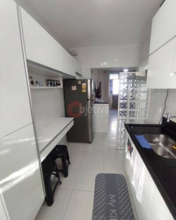 Imagem Apartamento com 2 Quartos à Venda, 75 m² em Algodoal - Cabo Frio