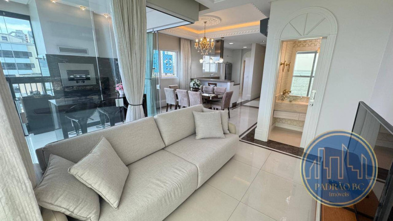 Imagem Apartamento com 4 Quartos à Venda, 157 m² em Meia Praia - Itapema