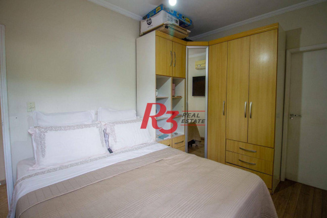Imagem Casa com 3 Quartos à Venda, 189 m² em Embaré - Santos