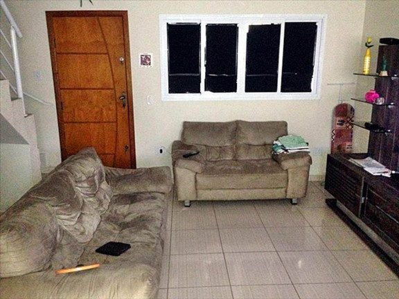Imagem Casa com 2 Quartos à Venda, 80 m² em Guilhermina - Praia Grande