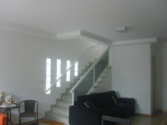 Imagem Casa com 5 Quartos à Venda, 308 m² em Vila Mathias - Santos Imagem Casa com 5 Quartos à Venda, 308 m² em Vila Mathias - Santos