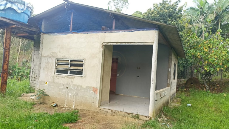 Imagem Chácara com 2 Quartos à Venda, 100 m² em Varjao - Paraibuna Imagem Chácara com 2 Quartos à Venda, 100 m² em Varjao - Paraibuna