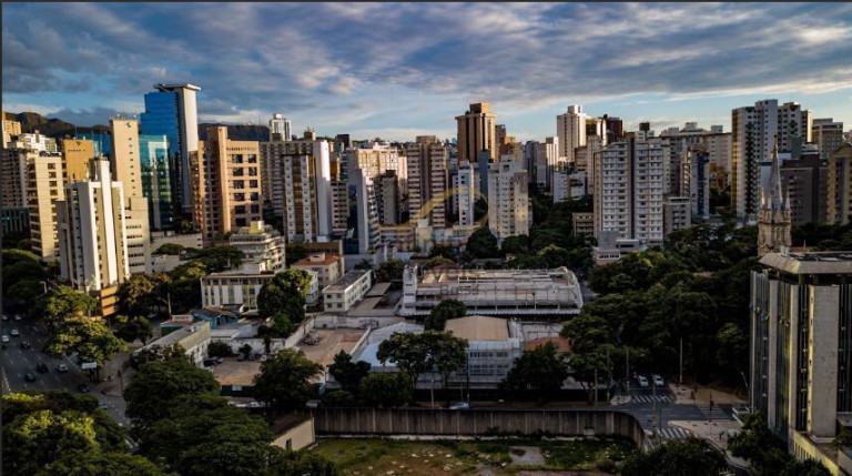 Imagem Apartamento com 4 Quartos à Venda, 143 m² em Santo Antônio - Belo Horizonte Imagem Apartamento com 4 Quartos à Venda, 143 m² em Santo Antônio - Belo Horizonte