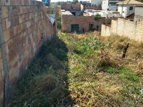 Imagem Terreno à Venda, 360 m² em Monte Sinai - Esmeraldas