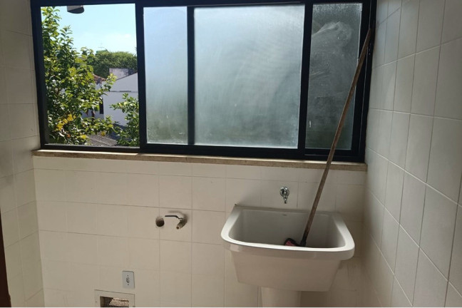 Imagem Apartamento com 2 Quartos à Venda, 76 m² em Passo Da Areia - Porto Alegre Imagem Apartamento com 2 Quartos à Venda, 76 m² em Passo Da Areia - Porto Alegre
