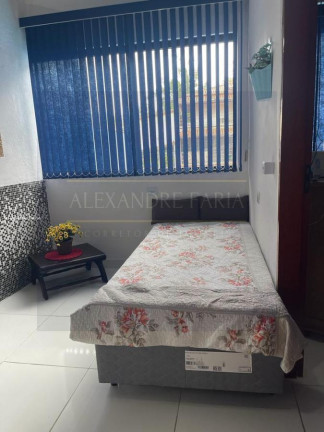 Imagem Casa com 2 Quartos para Temporada, 120 m² em Varadouro - São Sebastião