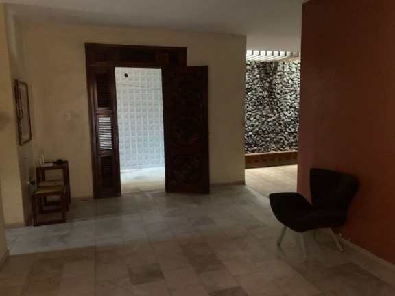 Imagem Imóvel com 3 Quartos à Venda, 277 m² em Cidade Dos Funcionários - Fortaleza Imagem Imóvel com 3 Quartos à Venda, 277 m² em Cidade Dos Funcionários - Fortaleza