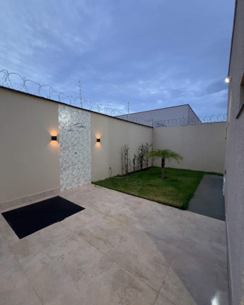 Imagem Casa com 4 Quartos à Venda, 196 m² em Moinho Dos Ventos - Goiania Imagem Casa com 4 Quartos à Venda, 196 m² em Moinho Dos Ventos - Goiania