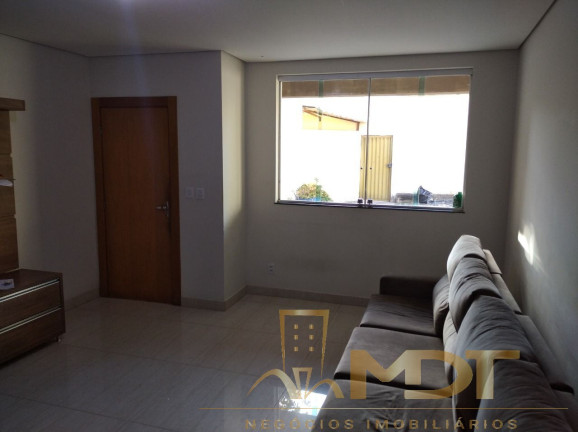 Imagem Casa com 4 Quartos à Venda, 300 m² em Santa Mônica - Belo Horizonte Imagem Casa com 4 Quartos à Venda, 300 m² em Santa Mônica - Belo Horizonte