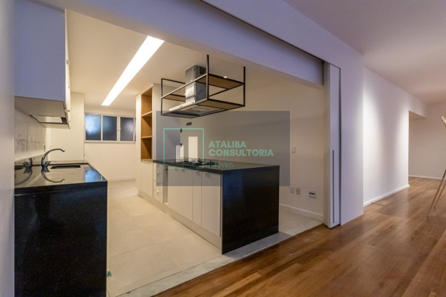 Imagem Imóvel com 4 Quartos à Venda, 330 m² em Copacabana - Rio De Janeiro
