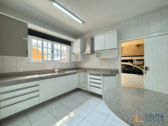Imagem Casa com 5 Quartos à Venda, 220 m² em Balneário Estreito - Florianópolis Imagem Casa com 5 Quartos à Venda, 220 m² em Balneário Estreito - Florianópolis
