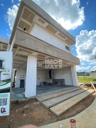 Imagem Casa de Condomínio com 4 Quartos à Venda, 273 m² em Setor Fumal - Luziânia