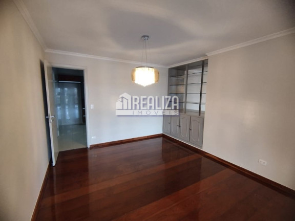 Apartamento com 4 Quartos à Venda, 156 m² em Centro - Uberaba