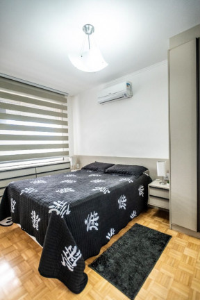 Imagem Imóvel com 3 Quartos à Venda, 109 m² em Centro Histórico - Porto Alegre Imagem Imóvel com 3 Quartos à Venda, 109 m² em Centro Histórico - Porto Alegre