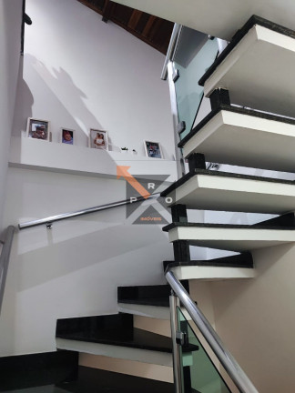 Imagem Casa com 2 Quartos à Venda, 80 m² em Vila Pierina - São Paulo
