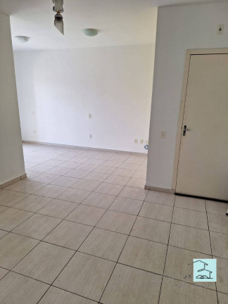 Imagem Apartamento com 2 Quartos à Venda, 64 m² em Vila Pasti - Louveira