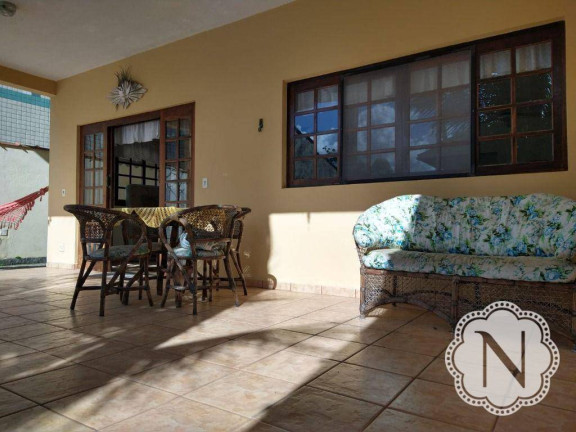 Imagem Sobrado com 4 Quartos à Venda, 302 m² em Campos Elíseos - Itanhaém Imagem Sobrado com 4 Quartos à Venda, 302 m² em Campos Elíseos - Itanhaém