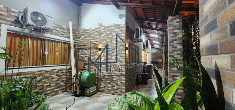 Imagem Casa com 3 Quartos à Venda, 224 m² em Mansões águas Quentes - Caldas Novas