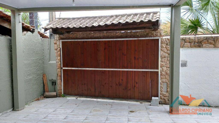 Imagem Casa com 3 Quartos à Venda ou Locação, 390 m² em Pontal De Santa Marina - Caraguatatuba Imagem Casa com 3 Quartos à Venda ou Locação, 390 m² em Pontal De Santa Marina - Caraguatatuba