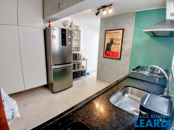 Imagem Sobrado com 3 Quartos à Venda, 217 m² em Vila Gilda - Santo André