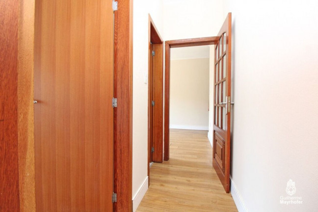 Imagem Imóvel com 2 Quartos à Venda, 79 m² em Santa Cecília - Porto Alegre