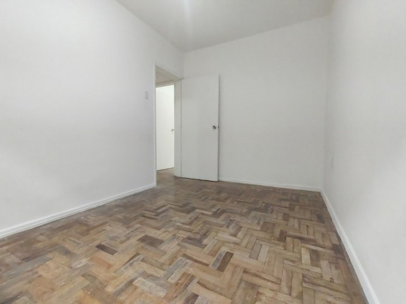 Imagem Imóvel com 2 Quartos à Venda, 51 m² em Cristal - Porto Alegre Imagem Imóvel com 2 Quartos à Venda, 51 m² em Cristal - Porto Alegre