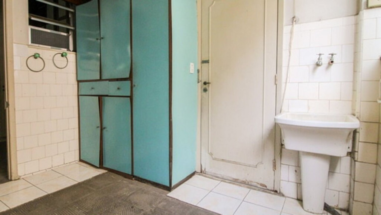 Imagem Imóvel com 3 Quartos à Venda, 120 m² em Laranjeiras - Rio De Janeiro Imagem Imóvel com 3 Quartos à Venda, 120 m² em Laranjeiras - Rio De Janeiro