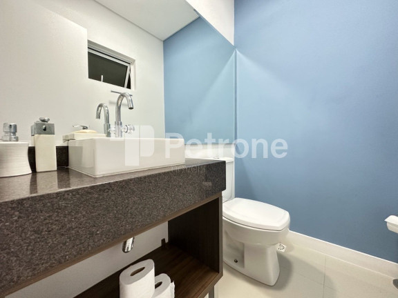 Imagem Imóvel com 4 Quartos à Venda, 248 m² em Palmas - Governador Celso Ramos