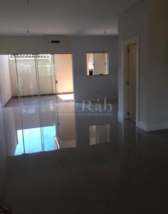Imagem Sobrado com 3 Quartos à Venda, 190 m² em Centro - Balneário Camboriú Imagem Sobrado com 3 Quartos à Venda, 190 m² em Centro - Balneário Camboriú