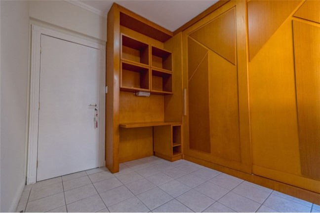 Imagem Imóvel com 3 Quartos à Venda,  em Centro - Florianópolis