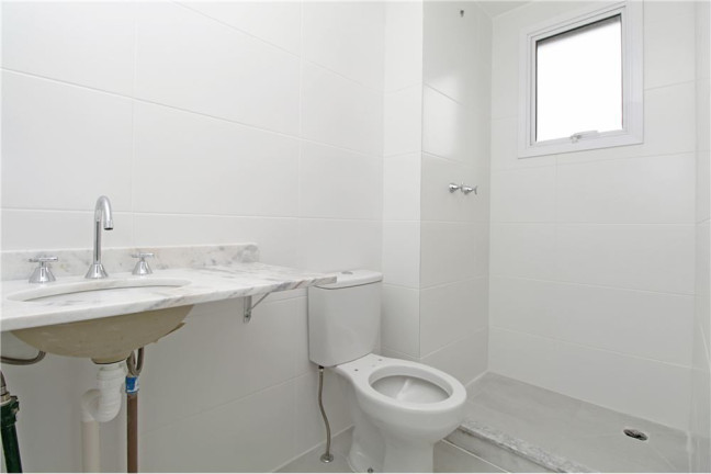 Imagem Imóvel com 2 Quartos à Venda,  em Partenon - Porto Alegre