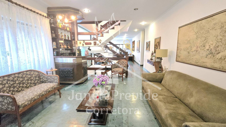 Casa de Condomínio com 4 Quartos à Venda, 360 m² em Alphaville - Santana De Parnaíba