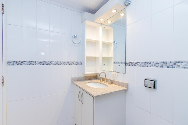 Imagem Apartamento com 3 Quartos à Venda, 71 m² em água Verde - Curitiba