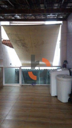 Imagem Casa com 5 Quartos à Venda, 218 m² em Califórnia - Nova Iguaçu Imagem Casa com 5 Quartos à Venda, 218 m² em Califórnia - Nova Iguaçu