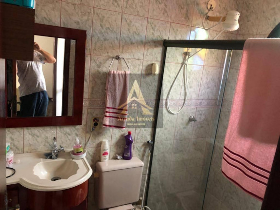 Imagem Casa com 3 Quartos à Venda, 